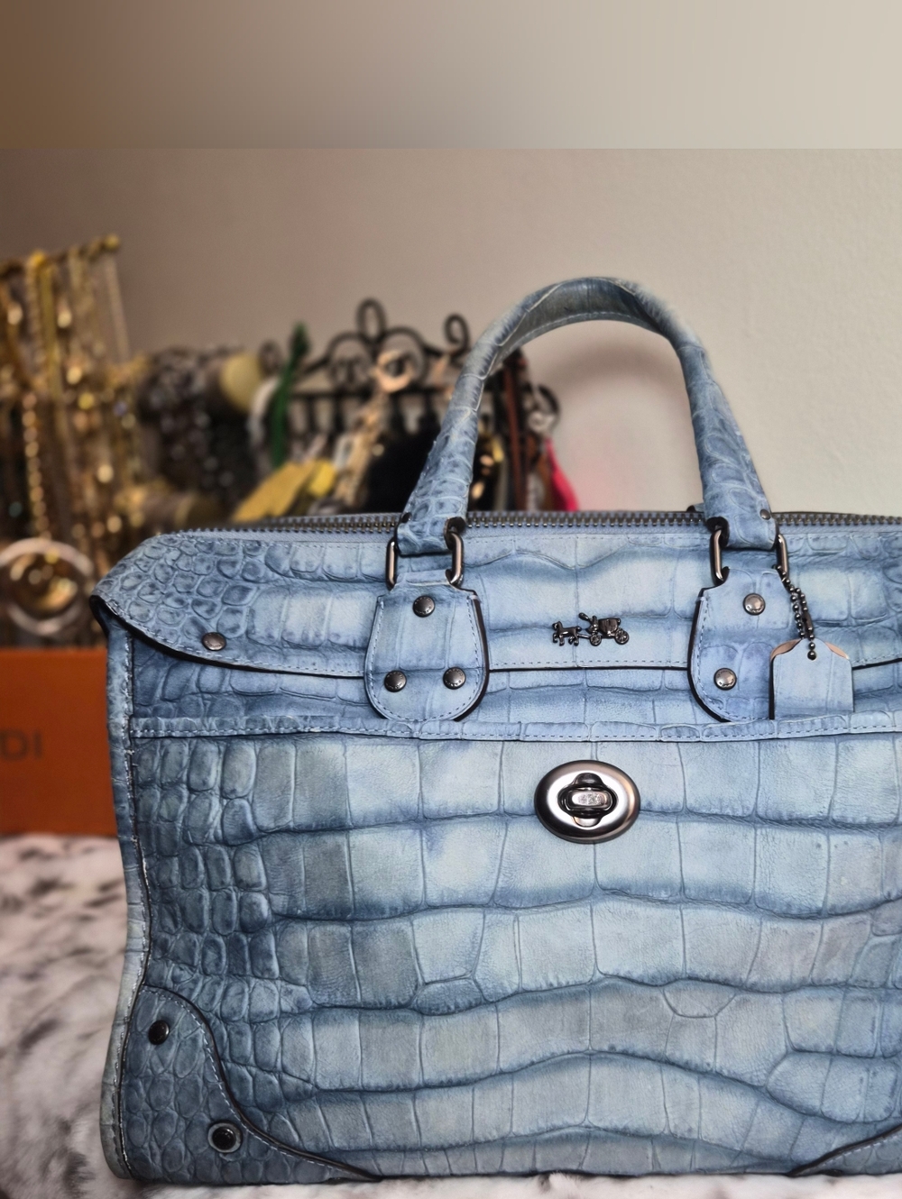 Coach Rhyder Satchel / Crossbody Bag – Embossed Croc Leather – Light Blue – Rare - Picture 3 of 17